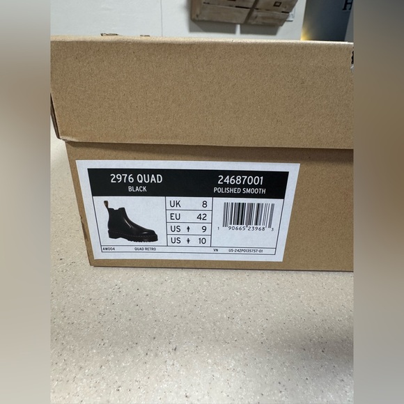 Dr. Martens 2976 Quad Polished Smooth Leather Platform Chelsea Boots W 10 M 9 - Picture 6 of 6